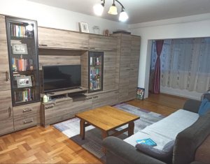 Apartament 2 camere, cartier Plopilor