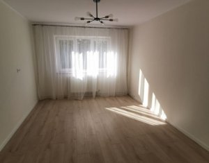  Apartament 4 camere decomandate, renovat