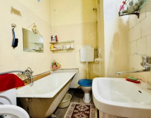 Apartament 2 camere in zona centrala, strada Horea