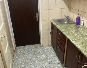 Garsoniera, 16 mp, Dambul Rotund, zona Scoala de Politie 