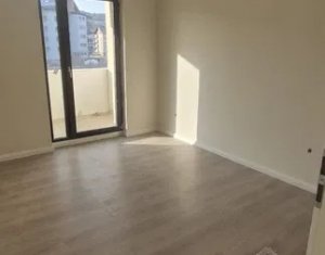 Apartament 3 camere, bloc nou, Floresti
