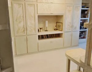 Apartament 3 camere, Plopilor, zona Platinia, renovat recent, bloc caramida