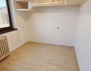 Apartament 3 camere, Plopilor, zona Platinia, renovat recent, bloc caramida