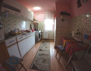 Vanzare apartament 2 camere, etaj 2/4, zona Interservisan, Gheorgheni