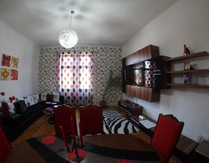 Apartament 3 camere, confort sporit, etaj intermediar, zona Horea
