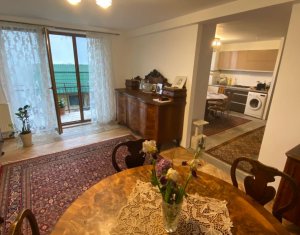 Apartament 3 camere in imobil tip vila, Zona Pasapoarte - Piata Cipariu !