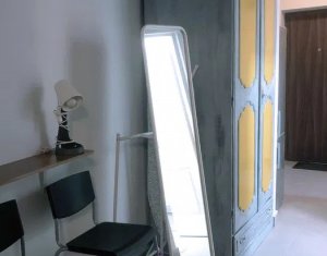 Apartament 47mp renovat, mobilat, utilat - Horea, Facultatea de Litere