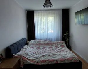 Apartment 2 rooms for sale in Floresti