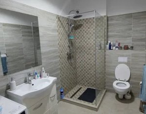 Apartment 2 rooms for sale in Floresti