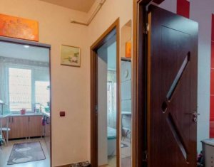 Apartment 2 rooms for sale in Floresti