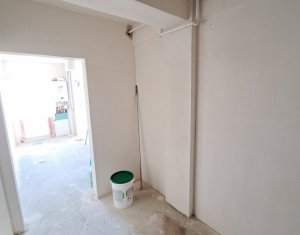 Apartment 1 rooms for sale in Floresti