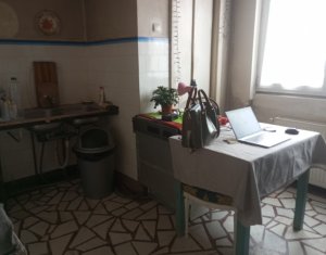 Ultracentral Apartament cu 3 camere cu suprafata construita de 117 mp