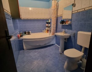 Apartament cu doua camere, parcare inclusa, Floresti