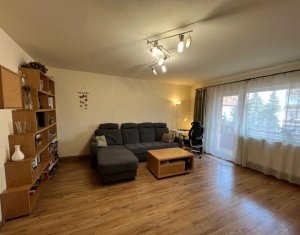 Apartament 3 camere decomandate, Dambul Rotund, 2 balcoane, etaj intermediar