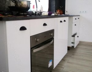 Lakás 2 szobák eladó on Floresti