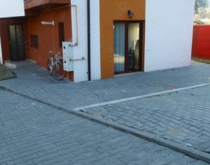 Lakás 2 szobák eladó on Floresti