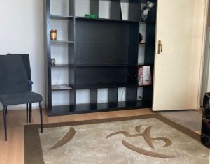 Sale apartment 3 rooms in Cluj-napoca, zone Manastur