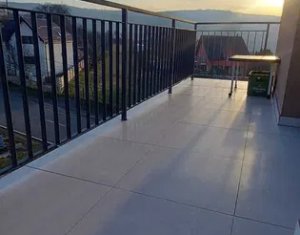 Vanzare apartament 3 camere in Cluj-napoca, zona Borhanci