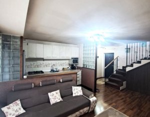 Vanzare apartament 3 camere in Floresti
