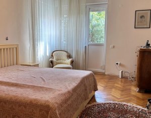 Apartament cu 3 camere 101mp, garaj, gradina, Hotel Napoca