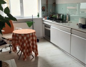 Appartement 3 chambres à vendre dans Cluj-napoca, zone Andrei Muresanu