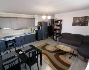 Sale apartment 3 rooms in Baciu