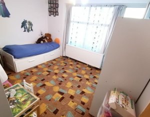 Apartment 3 rooms for sale in Baciu
