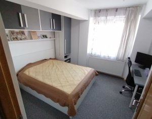 Apartment 3 rooms for sale in Baciu