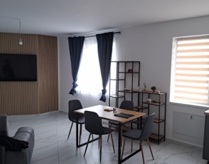 Vanzare apartament 3 camere in Floresti