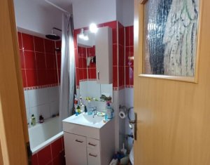 Apartament 2 camere decomandate,Observatorului,2 balcoane, etaj intermediar, pod