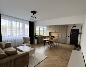 Apartament 3 camere, Grigorescu, zona Faleza Somes, etaj intermediar