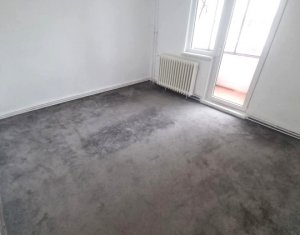 Sale apartment 2 rooms in Cluj-napoca, zone Manastur