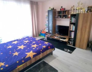 Apartament 3 camere în Florești zonă centrală
