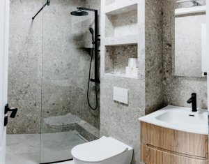 Apartament 3 camere zona str. Eremia Grigorescu, 2 parcari subterane, terasa