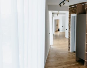 Apartament 3 camere zona str. Eremia Grigorescu, 2 parcari subterane, terasa