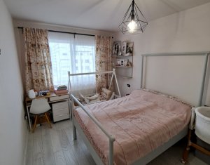Lakás 2 szobák eladó on Floresti