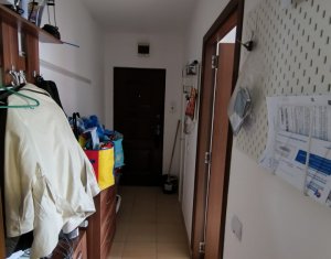 Apartament 3 camere, finisat modern, zona Scoala Generala O.Ghibu