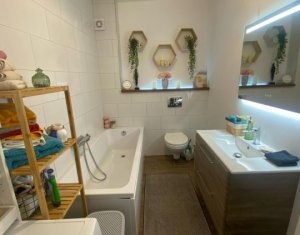 Apartament cu doua camere, parcare inclusa, Floresti