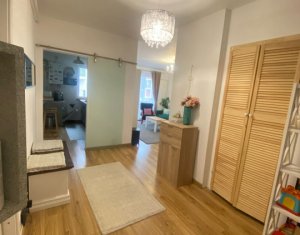 Apartament cu doua camere, parcare inclusa, Floresti