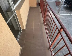 Vând apartament apahida