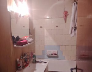 Apartament cu 2 camere, decomandat, etajul 1, Manastur