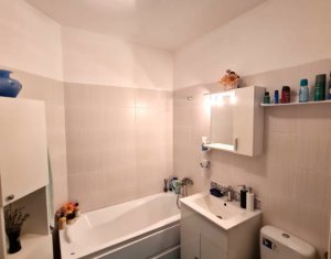 Apartament cu 3 camere, mobilat si utilat, parcare inclusa, Floresti