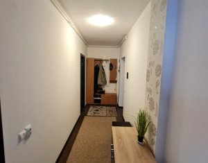 Apartament cu 3 camere, mobilat si utilat, parcare inclusa, Floresti