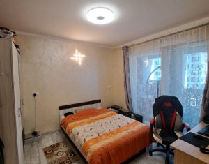 Lakás 4 szobák eladó on Floresti