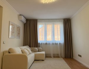 Apartament 2 camere, central, 45mp, parcare, mobilat si utilat recent