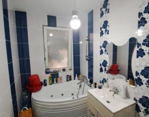 Apartament cu 3 camere, terasa, parcare inclusa, zona Eroilor, Floresti