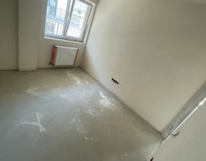 Apartament cu 3 camere, doua locuri de parcare incluse, Floresti