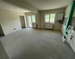 Apartament cu 3 camere, doua locuri de parcare incluse, Floresti