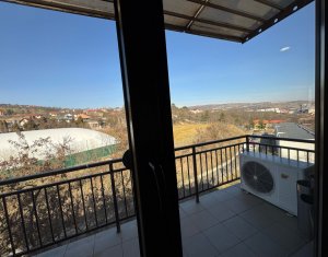 Apartament 3 camere, ultrafinisat, mobilat pentru birou, panorama unica ! 