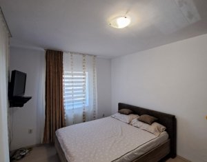 Apartament cu doua camere, doua locuri de parcare, Floresti